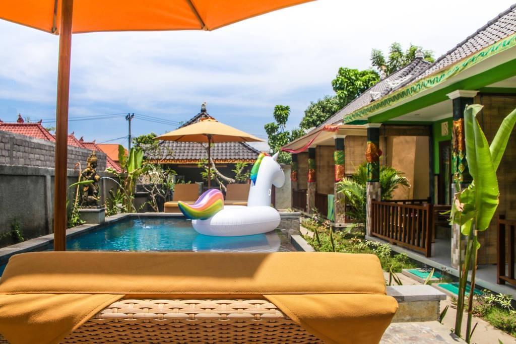 Reynold Artha Guest House Nusa Lembongan Exteriör bild